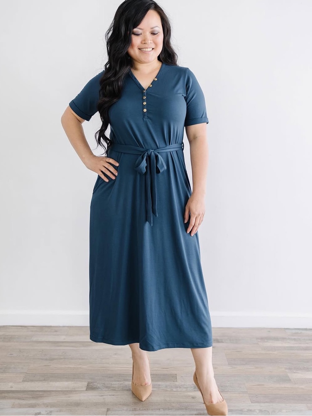Merrick White Collection Anywhere Henley Dress in Slate